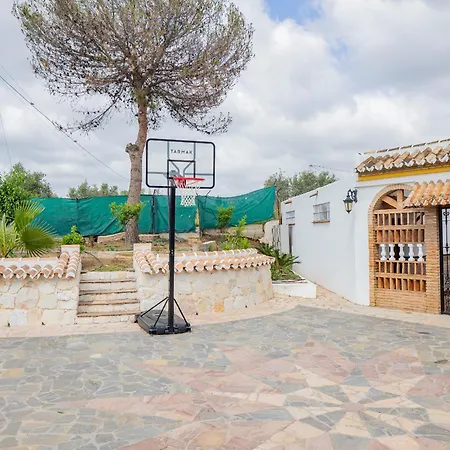 Villa Cubo's Fina & Minigolf Included *
